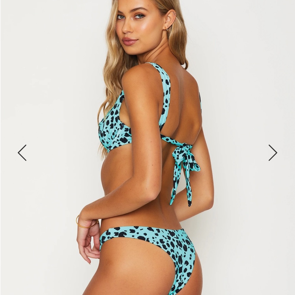 NEW BEACH BUNNY AQUA BIKINI TOP KARTER BRALETTE